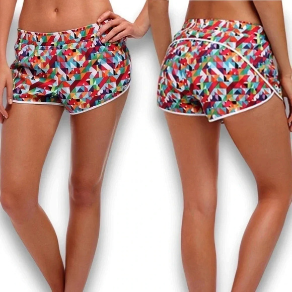 Fabletics Pants - Fabletics “Adrian” Lined Shorts In Geometric Print Size Small